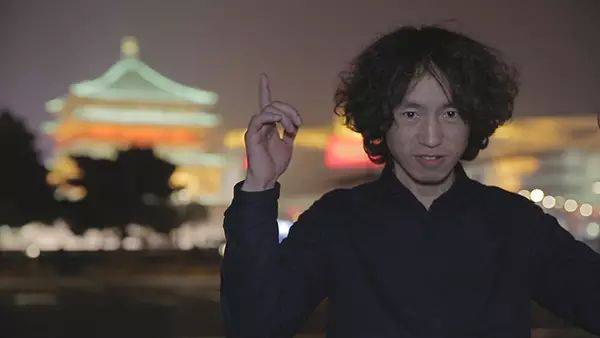 皇冠信用盘代理_知名歌手复出皇冠信用盘代理！曾被强制送进精神病院