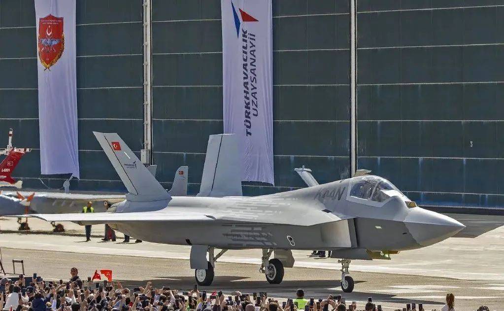 皇冠信用平台出租出售_巴基斯坦得到歼-31将会是一个转折点