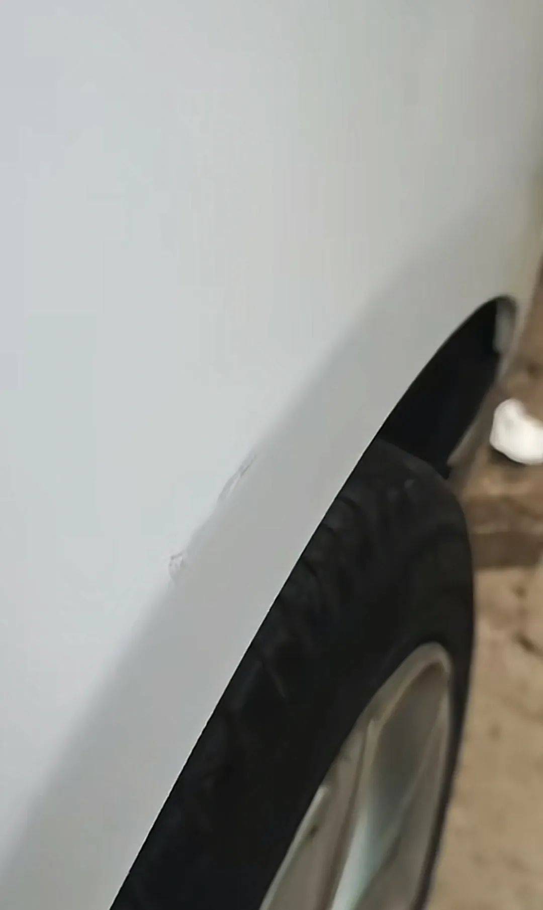 篮球基本规则_早餐车刮花140万豪车篮球基本规则，车主只要对方赔15个鸡蛋饼：不想占他便宜，夫妻俩不容易