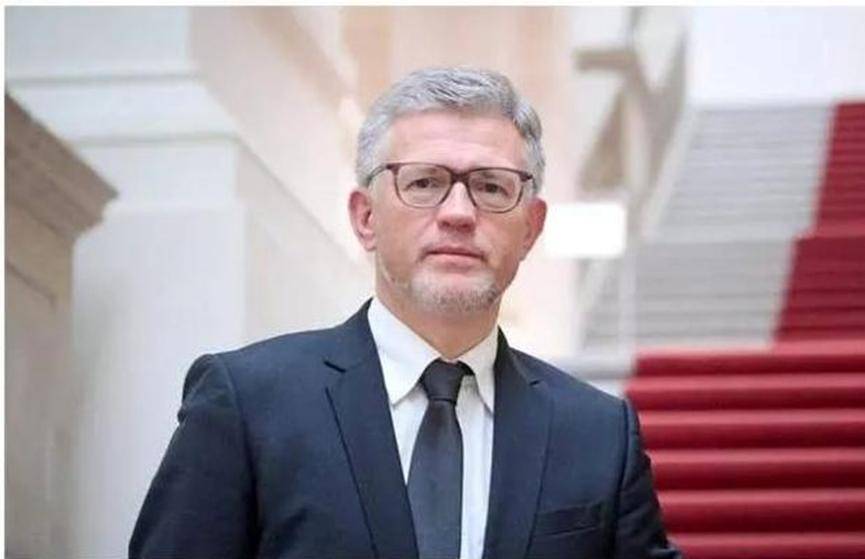 皇冠信用网出租_乌克兰特使提议：德国应捐出三成战车军机