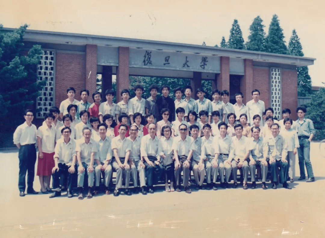 皇冠信用盘代理_校友伉俪捐赠10亿元皇冠信用盘代理！成立复旦大学学敏高等研究院