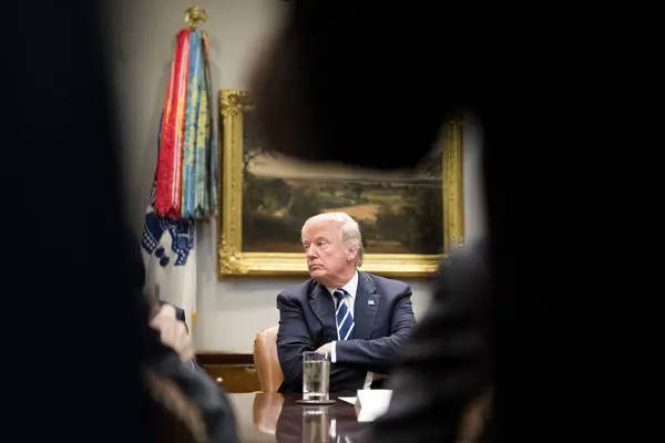 信用平台出租_美媒披露：美官员私下承认误判中方反应信用平台出租，特朗普原以为中国会最早“请求关税豁免”