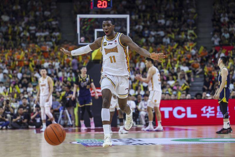 体育皇冠信用网_半决赛前瞻：山西坐拥最强外援军团 北京伤病成X因素