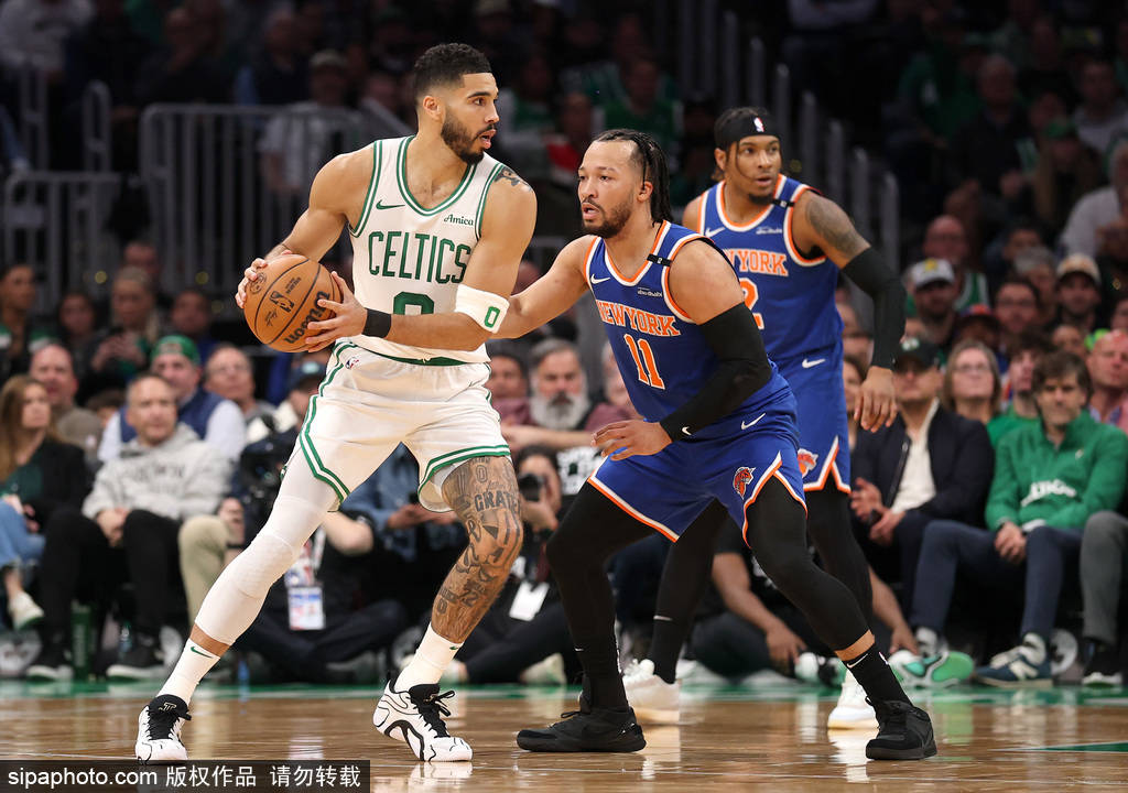 皇冠信用網怎么开户_炸裂！巴克利豪言杰伦·布朗G6称王皇冠信用網怎么开户，奥尼尔怒斥：布伦森才是纽约之神！