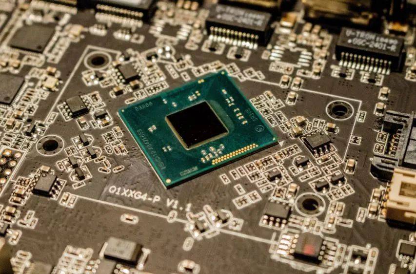 hga035客户端_最快本周签字hga035客户端，特朗普全面对付中国？中方准备10年，防的就是今天