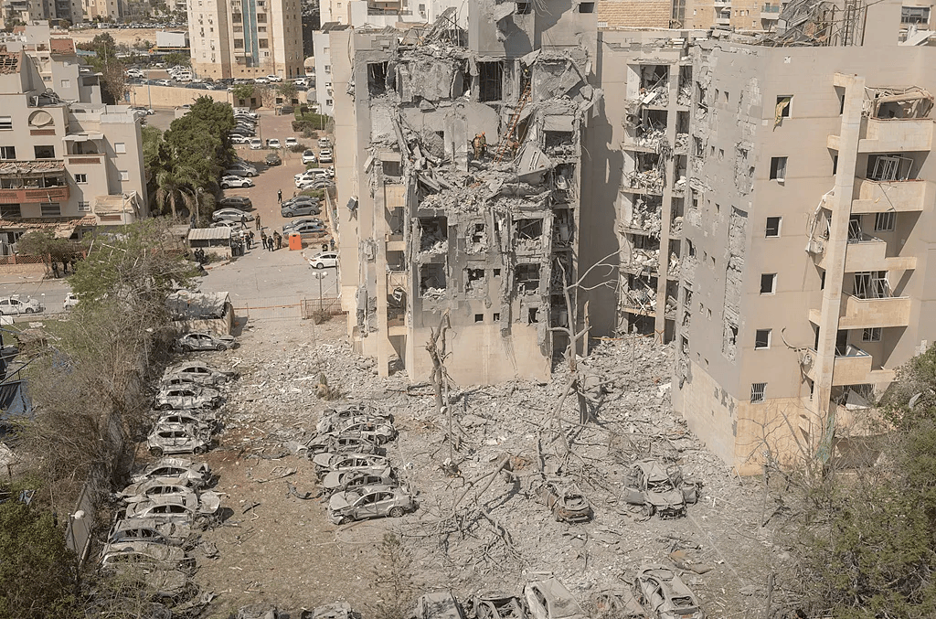 皇冠信用網账号_荒诞的“三赢”