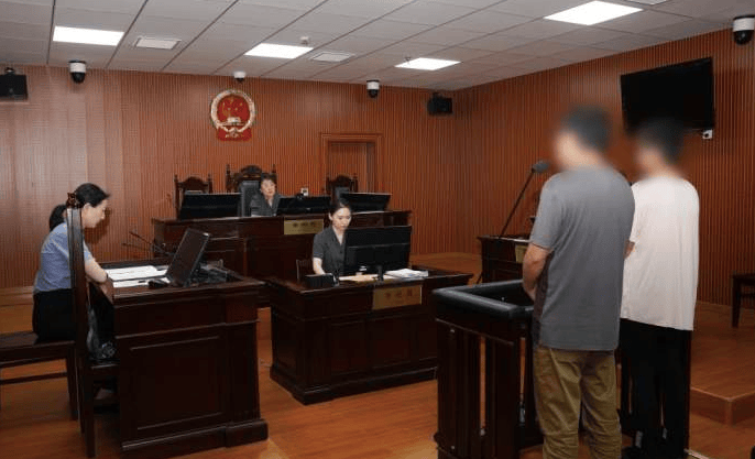 皇冠信用网代理_邀请好友到自家小院坐坐皇冠信用网代理，男子竟掏出这种东西招待！法院判决