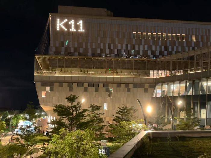 皇冠信用網登3_香港两大地产豪门“变局”：英皇166亿债务违约皇冠信用網登3，郑志刚彻底退出新世界