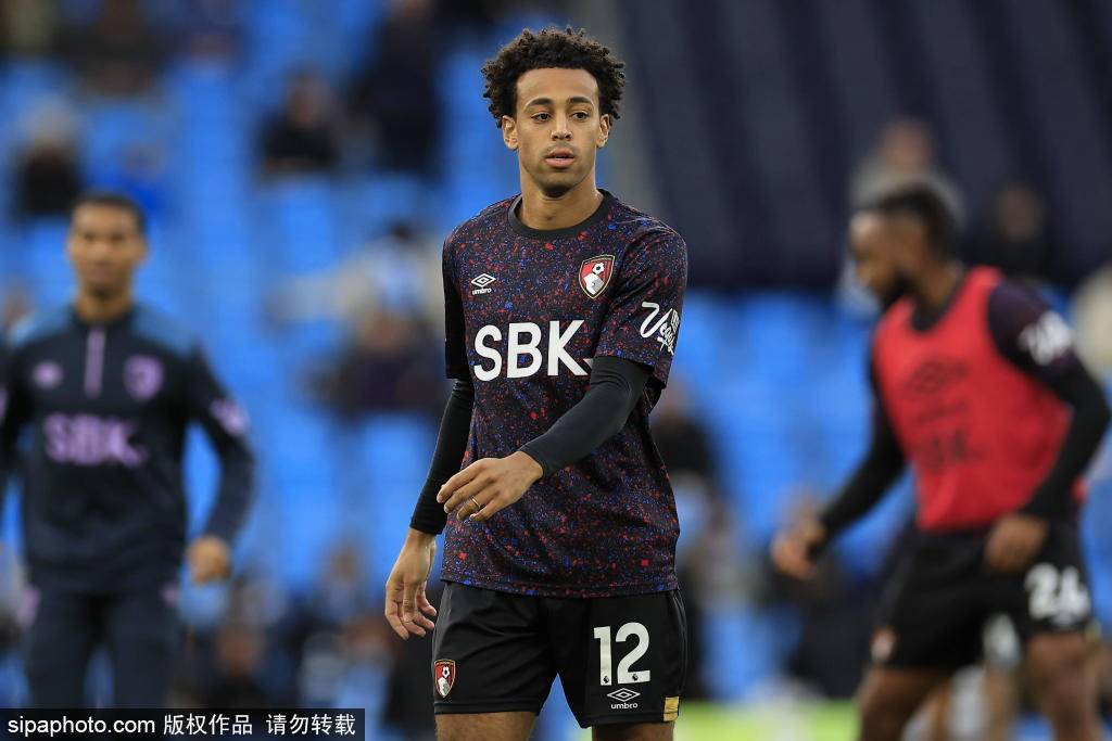 皇冠信用代理流程_瓜迪奥拉捡到宝！曼城最闪亮璞玉浮现皇冠信用代理流程，他让哈兰德笑开花